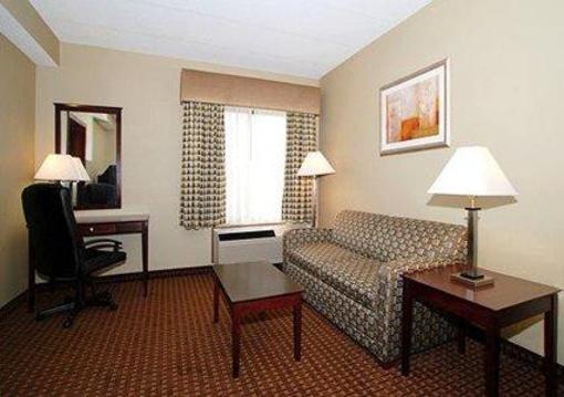 фото отеля Holiday Inn Express Hotel & Suites Indianapolis W - Airport Area