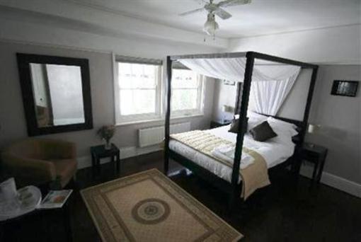 фото отеля The Retreat Guest House