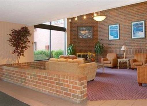 фото отеля Comfort Inn Farmington Hills