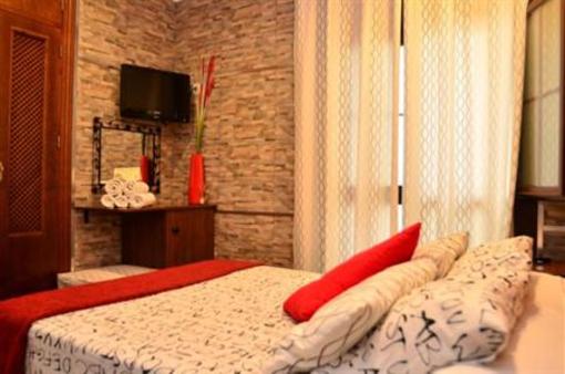 фото отеля Hostal Costa de la Luz