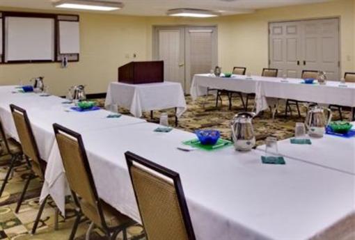 фото отеля Holiday Inn Express - Pleasant Prairie