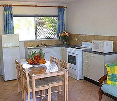 фото отеля Clifton Sands Holiday Apartments Cairns