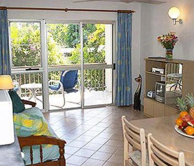 фото отеля Clifton Sands Holiday Apartments Cairns