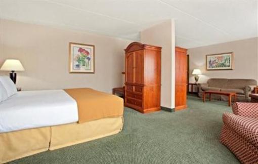 фото отеля Holiday Inn Express Pittsburgh North Harmarville
