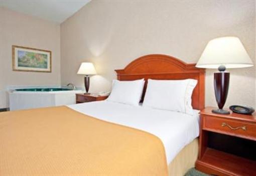 фото отеля Holiday Inn Express Pittsburgh North Harmarville