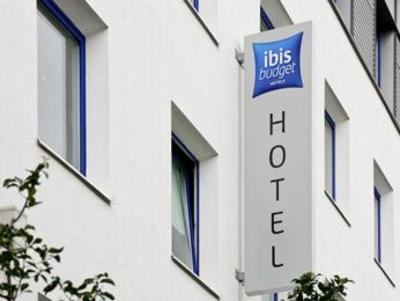 фото отеля Ibis Budget Frejus Saint Raphael Centre et Plage