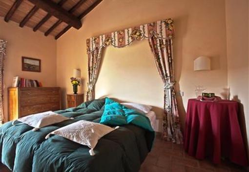 фото отеля Casale San Bartolomeo