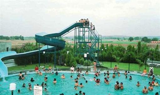 фото отеля Wet 'n' Wild Resorts