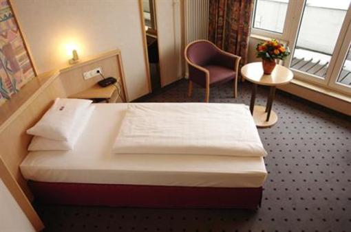 фото отеля Park Hotel Norderstedt