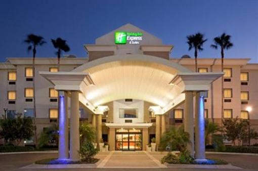 фото отеля Holiday Inn Express Hotel & Suites Pharr
