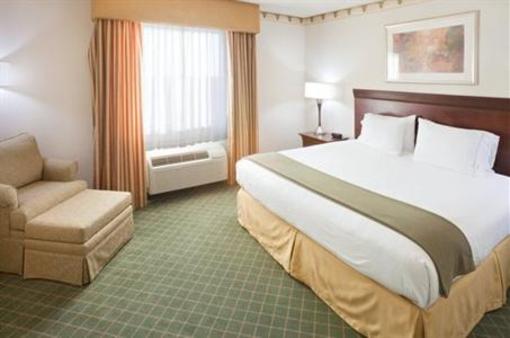 фото отеля Holiday Inn Express Hotel & Suites Pharr