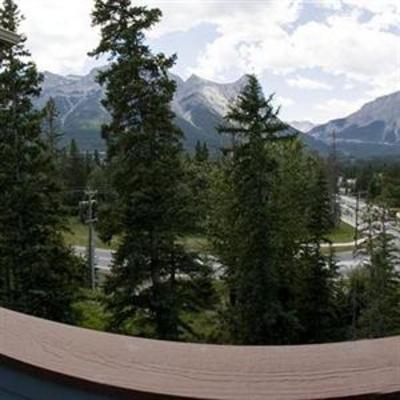 фото отеля Lodges at Canmore