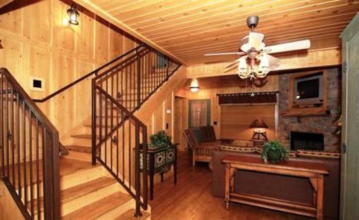 фото отеля Cabins at Green Mountain, a Festiva Resort