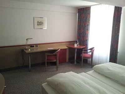 фото отеля Comfor Hotel in der Blaubeurer Strasse