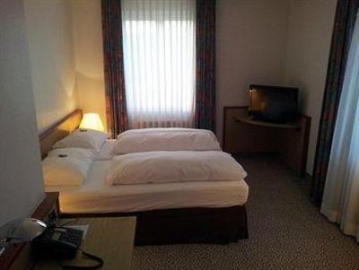 фото отеля Comfor Hotel in der Blaubeurer Strasse
