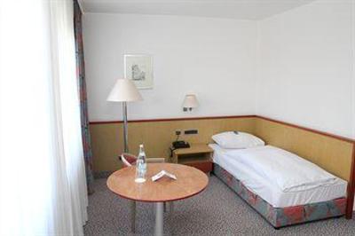 фото отеля Comfor Hotel in der Blaubeurer Strasse