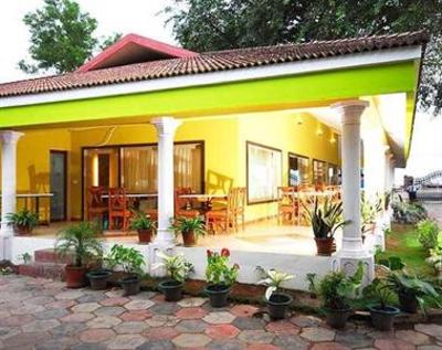 фото отеля Panoramic Sea Resort Alleppey
