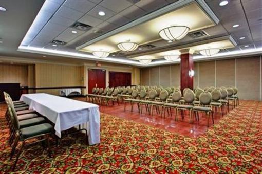 фото отеля Holiday Inn Express & Suites Milton
