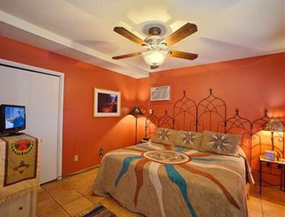 фото отеля Adobe Rose Inn