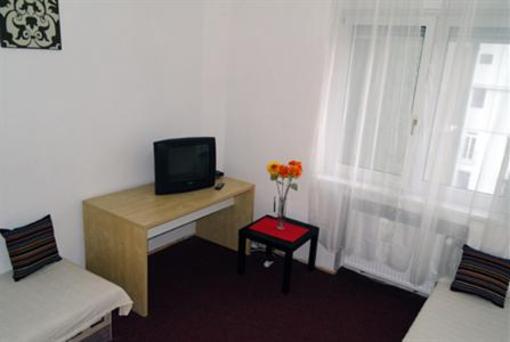 фото отеля Hostel Petit Bratislava