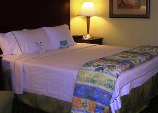 фото отеля Fairfield Inn Pittsburgh Cranberry Township