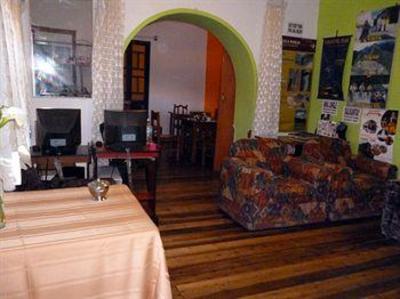 фото отеля Pirwa Backpackers Familiar