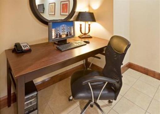 фото отеля Candlewood Suites Texarkana