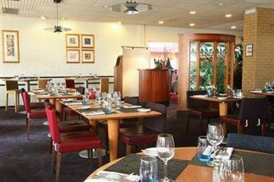 фото отеля Novotel Hotel East Midlands Long Eaton