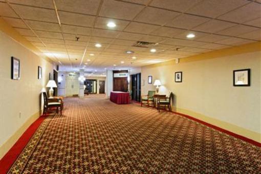 фото отеля Holiday Inn Huntsville Downtown