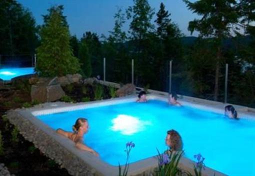 фото отеля Sacacomie Hotel Saint Alexis des Monts