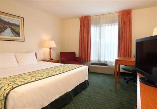 фото отеля Fairfield Inn & Suites Atlanta Six Flags Lithia Springs