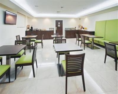 фото отеля La Quinta Inn & Suites Cancun