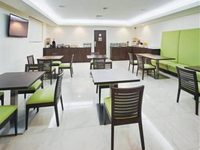 La Quinta Inn & Suites Cancun