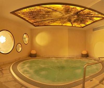 фото отеля Hotel Touring Santa Cristina Valgardena