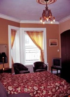 фото отеля Hotel & Suites Place des Arts Montreal