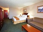 фото отеля Holiday Inn Express Hotel & Suites West Mifflin