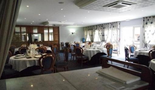 фото отеля Hotel Restaurant Auberge de Conde
