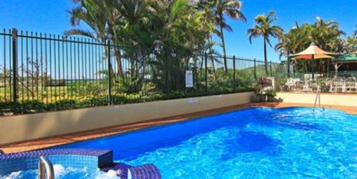 фото отеля Princess Palm On The Beach Apartments Gold Coast