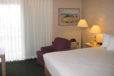 фото отеля Ramada Hotel and Conference Center