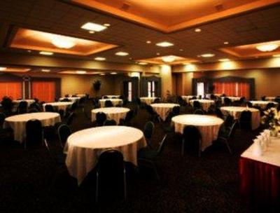 фото отеля Ramada Hotel and Conference Center