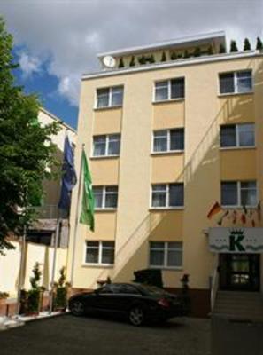фото отеля Hotel Kubrat an der Spree Berlin