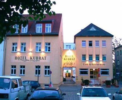 фото отеля Hotel Kubrat an der Spree Berlin