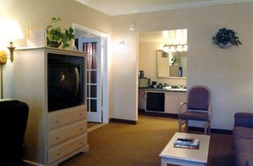 фото отеля The Buena Park Hotel & Suites