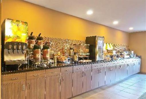 фото отеля Comfort Suites Knoxville