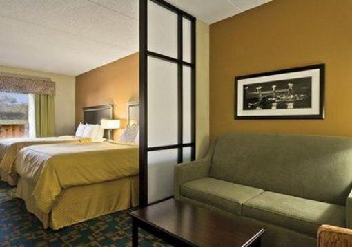 фото отеля Comfort Suites Knoxville