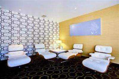 фото отеля Sandman Hotel & Suites Calgary South