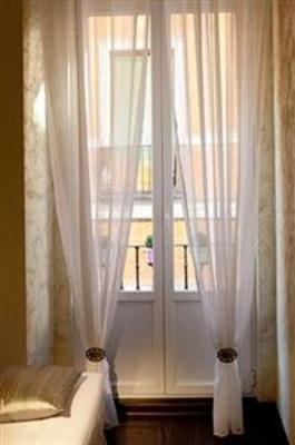фото отеля THC Latina Hostel