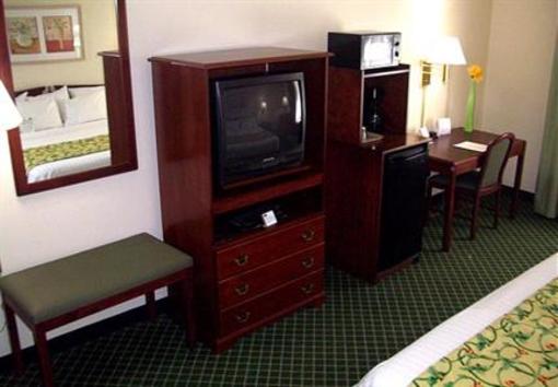 фото отеля Fairfield Inn Dayton Troy