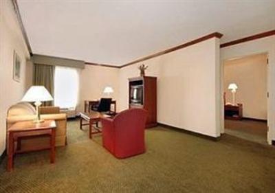 фото отеля Comfort Suites Innsbrook