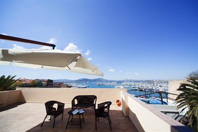 фото отеля La Terrazza Sul Porto